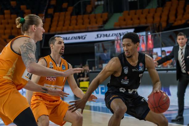 进攻穿烟 进攻穿烟